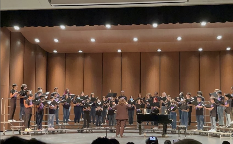 Kerr Choir had their first show on September 29. Vanessa Winslow directs the choir as they sing their piece. [Photo from instagram page]
