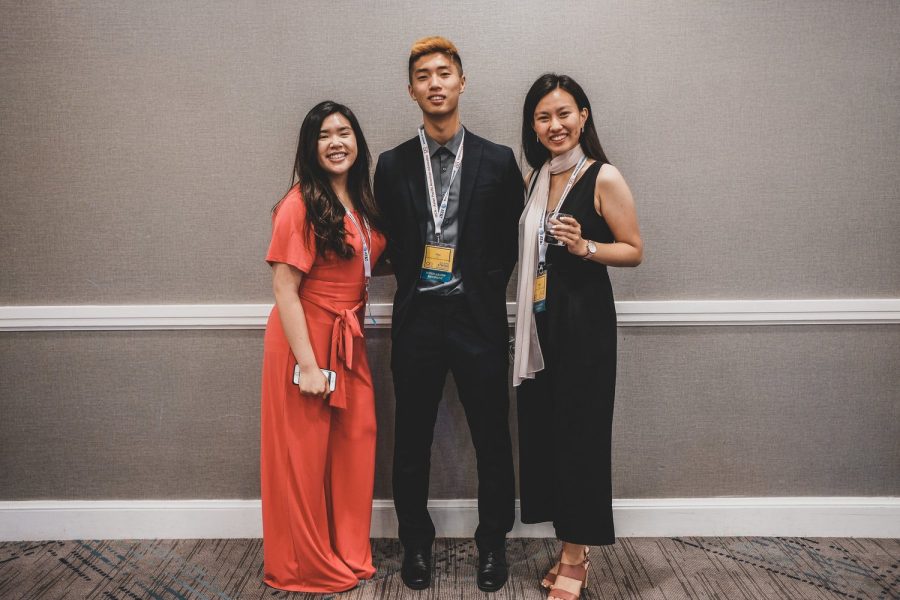 Photo from the official OCA website. 

These are the winners of 2019 OCA Gold Mountain Scholarship. 