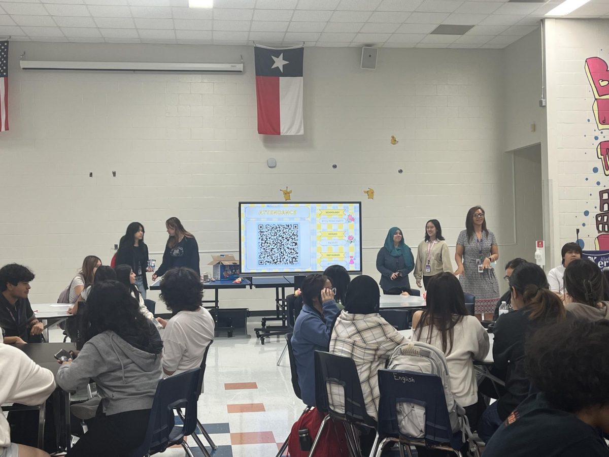 Attention Please! Students for Humanity discussed different activities during their interest meeting. Officers encouraged prospective members to fill out the attendance form. "Make sure to join our Remind and Schoology group," Secretary Regina Tan said.
