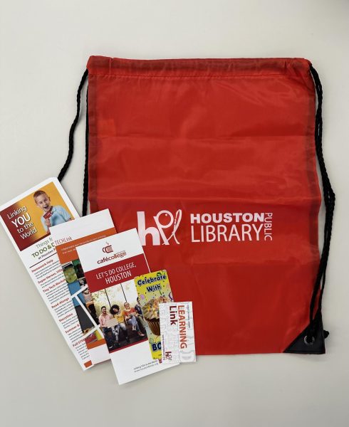 Everything is Free: Students received a  free string bag along with flyers on information that they went over.  Staff from the Houston Public Library provided them to everyone who attended the seminar. "I'll definitely consider using the tutoring they provide," Emily Nguyen said.