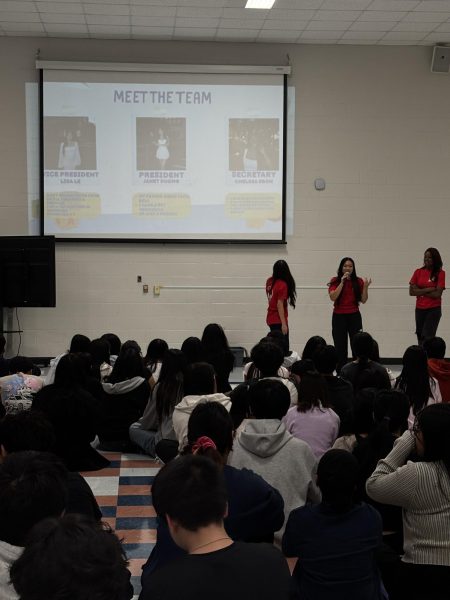 STUCO Start: President Janet Duong (12), Vice President Lisa Le (12), and Secretary Chelsea Eson (12) introduce themselves to new arrivals. Students sit and listen as members' share fun facts, then explain their roles and responsibilities within the council. “I really connected with the speakers—their presentations were fun, engaging, and entertaining.” - Luciano said
